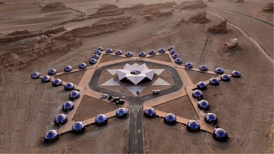 火星移民预演场——模拟外星环境的极端生存训练涪城区户外野奢帐篷实验项目